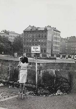 20张柏林墙照片。1961-柏林墙